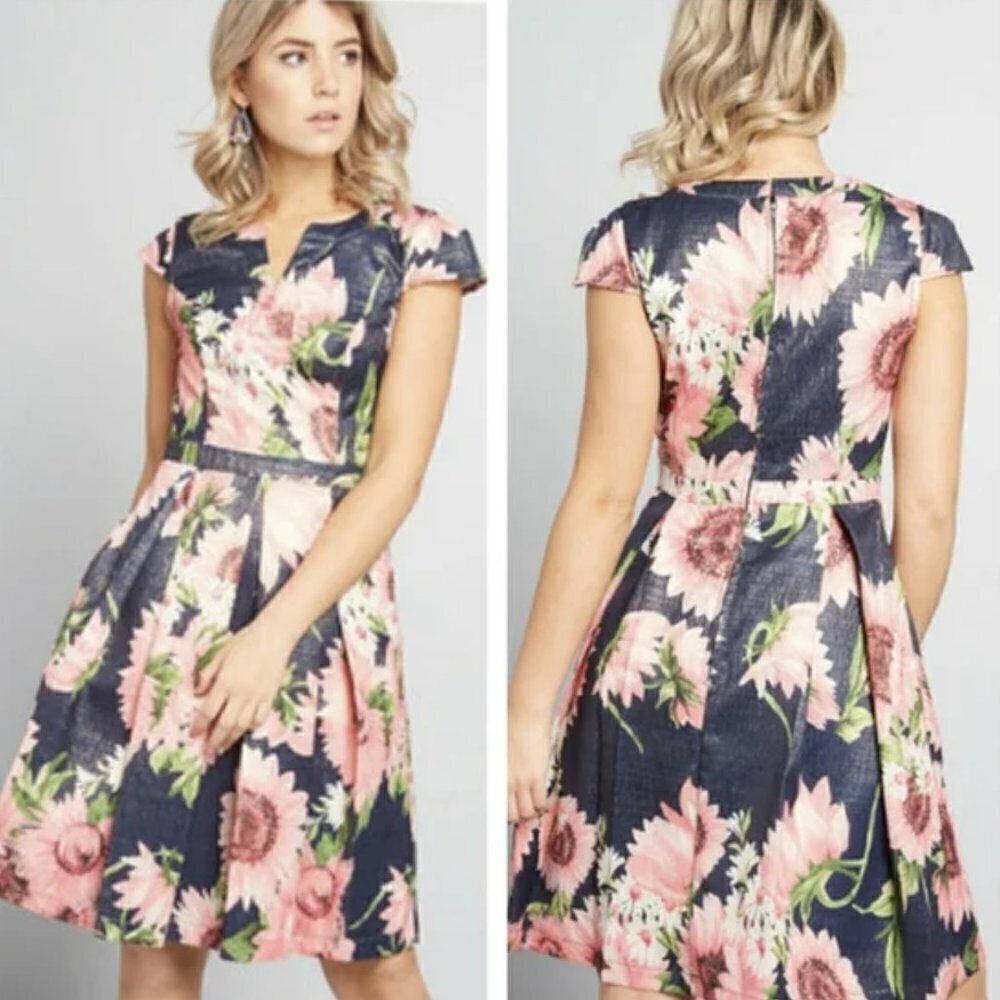 ModCloth Personal Boldness Metallic Jacquard Floral Fit & Flare Dress